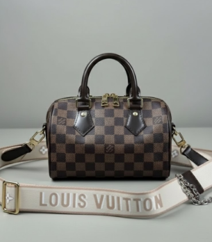 Louis Vuitton Speedy Bandoulière 20 bag Louis Vuitton Speedy Bandoulière 20 bag