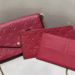 LOUSE VUITTON