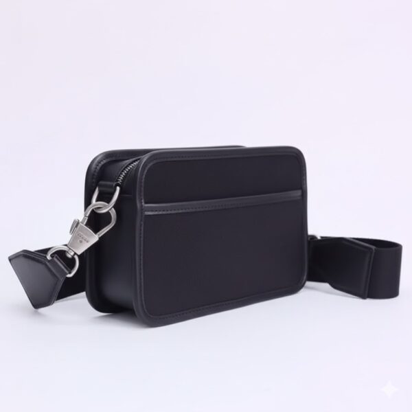 GUCCI Jumbo GG Shoulder Bag
